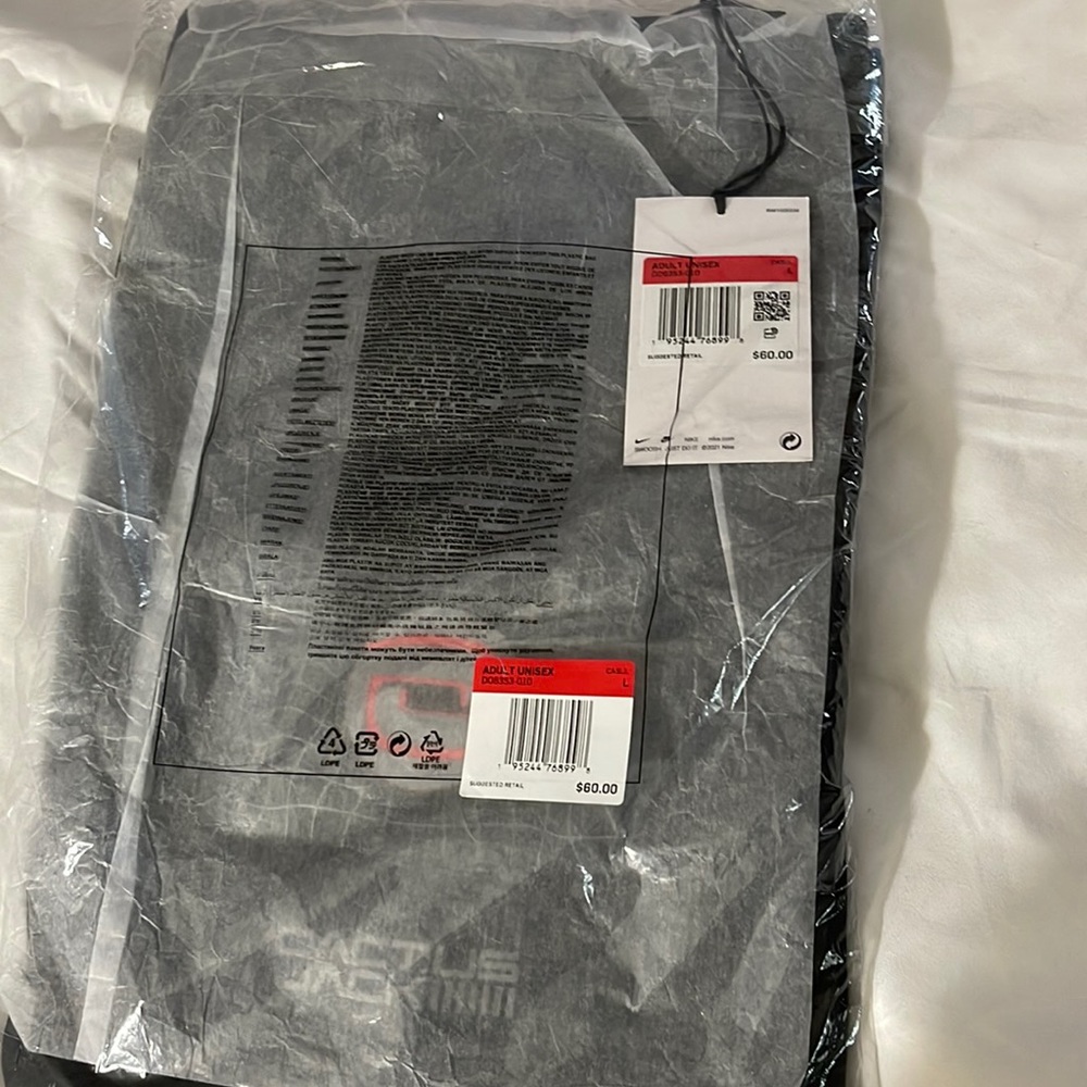 Black Cactus Jack t-shirt in size large.